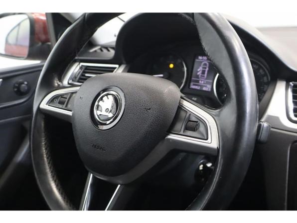 Skoda Rapid I с пробегом 2014 года, цена 755 000 рублей, 208950 км, лифтбек, Автокод Объявления