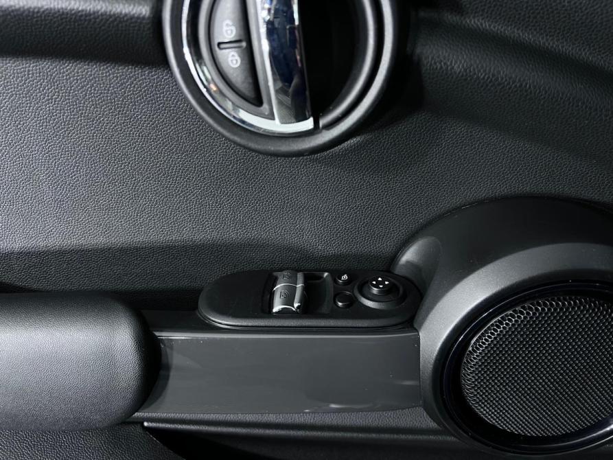 Mini Hatch III (F55/F56) Рестайлинг 2 Ростов-на-Дону  - изображение 17