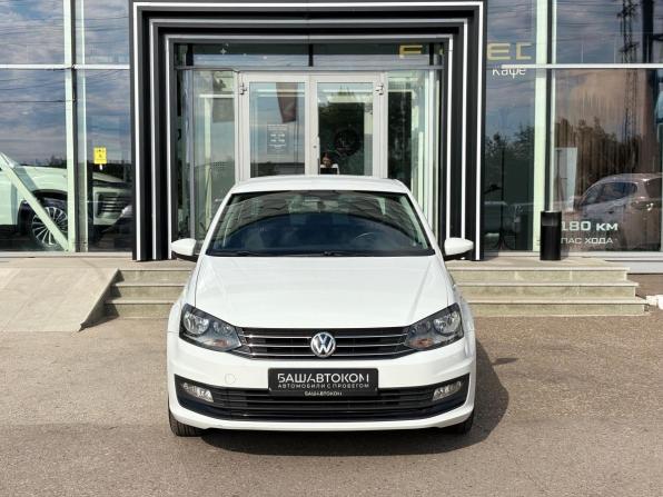 Volkswagen Polo V Рестайлинг с пробегом 2016 года, цена 1 170 000 рублей, 100402 км, седан, Автокод Объявления