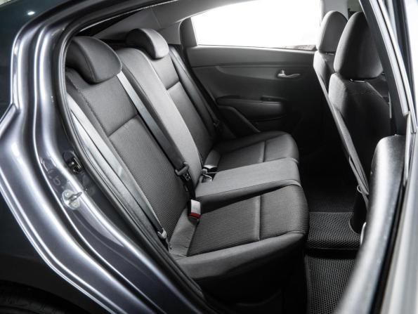 Kia Rio IV Рестайлинг с пробегом 2021 года, цена 1 899 000 рублей, 60299 км, седан, Автокод Объявления