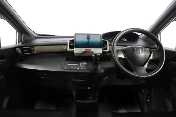 Honda Freed I Рестайлинг с пробегом 2011 года, цена 1 229 000 рублей, 119000 км, компактвэн, Автокод Объявления