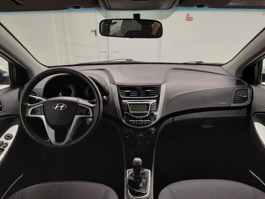 Hyundai Solaris I Чебоксары  - изображение 17