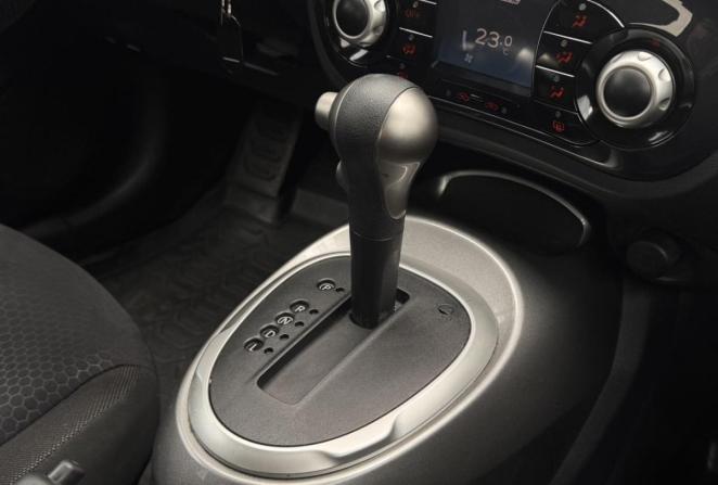 Nissan Juke I с пробегом 2012 года, цена 1 160 000 рублей, 81875 км, внедорожник, Автокод Объявления