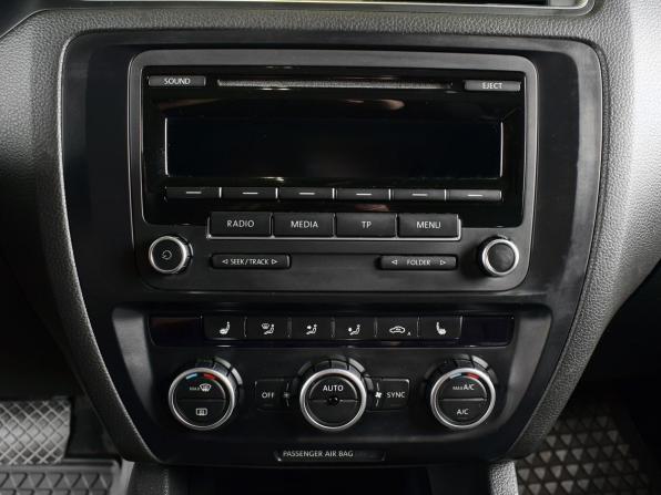 Volkswagen Jetta VI с пробегом 2013 года, цена 1 039 995 рублей, 164611 км, седан, Автокод Объявления