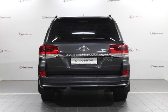Toyota Land Cruiser 200 Series Рестайлинг 2 с пробегом 2018 года, цена 6 150 000 рублей, 283500 км, внедорожник, Автокод Объявления