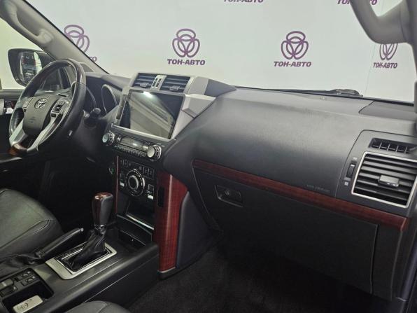 Toyota Land Cruiser Prado 150 Series Рестайлинг 1 с пробегом 2016 года, цена 3 921 000 рублей, 148154 км, внедорожник, Автокод Объявления