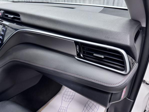 Toyota Camry VIII (XV70) с пробегом 2019 года, цена 2 550 000 рублей, 77784 км, седан, Автокод Объявления