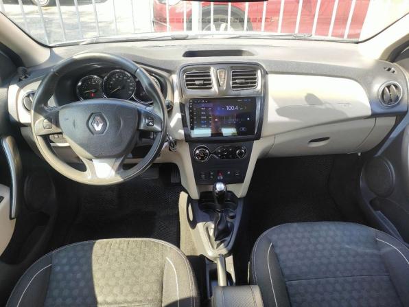 Renault Logan II с пробегом 2015 года, цена 699 000 рублей, 168000 км, седан, Автокод Объявления