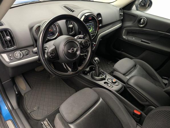 Mini Countryman II с пробегом 2017 года, цена 2 702 000 рублей, 81072 км, внедорожник, Автокод Объявления