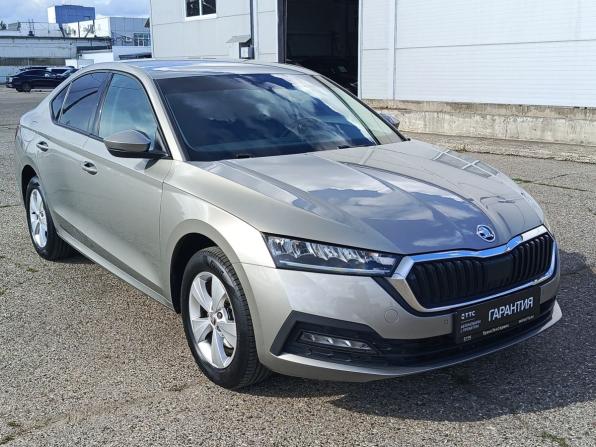Skoda Octavia IV (A8) с пробегом 2021 года, цена 2 450 000 рублей, 53643 км, лифтбек, Автокод Объявления