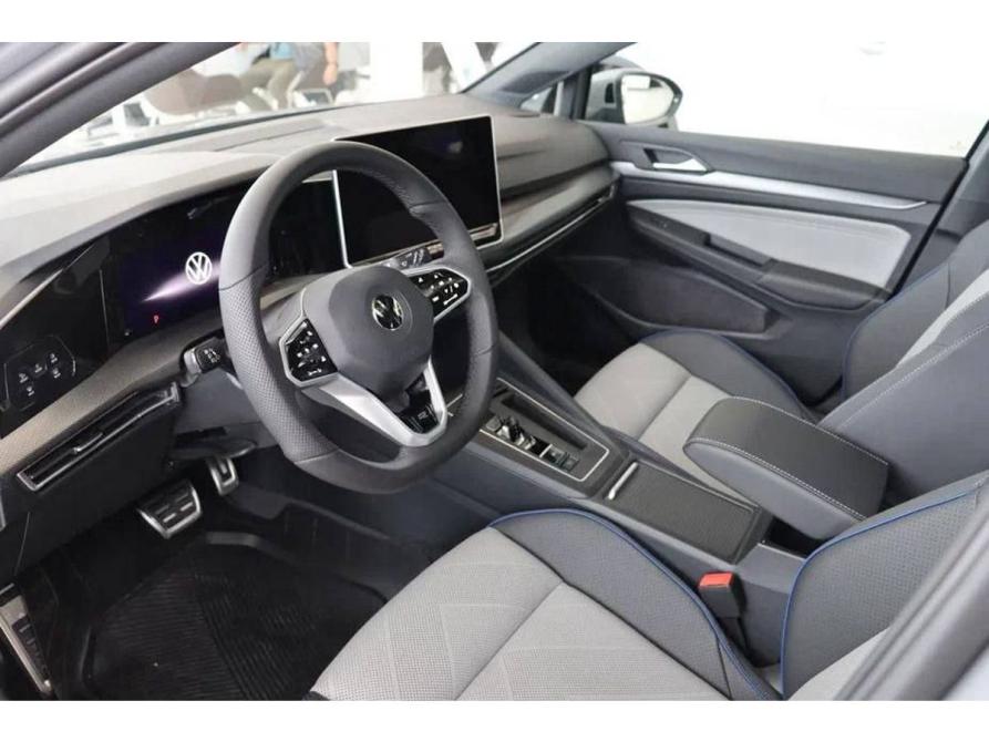 Volkswagen Golf VIII Рестайлинг Москва  - изображение 9