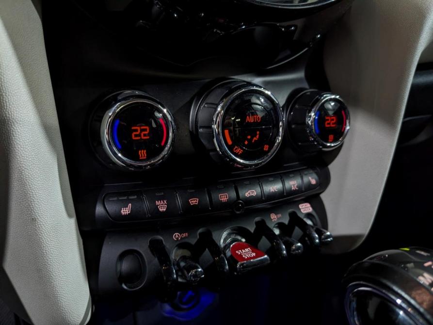 Mini Hatch III (F55/F56) Рестайлинг Химки  - изображение 23