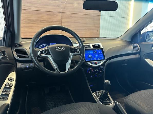 Hyundai Solaris I с пробегом 2011 года, цена 749 990 рублей, 191000 км, седан, Автокод Объявления