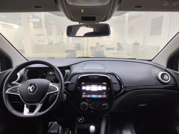 Renault Kaptur I Рестайлинг с пробегом 2021 года, цена 2 250 000 рублей, 18995 км, внедорожник, Автокод Объявления