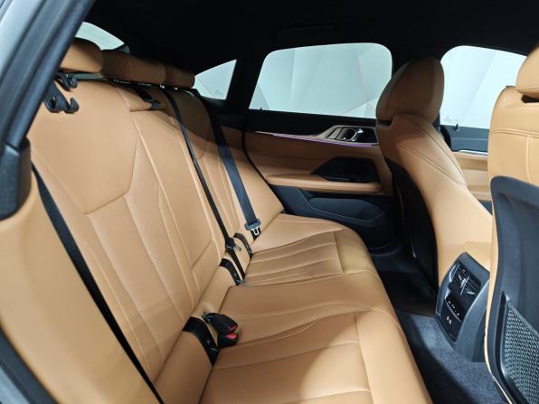 BMW 4 серии G22 G23 G26 с пробегом 2022 года, цена 6 560 000 рублей, 8295 км, лифтбек, Автокод Объявления