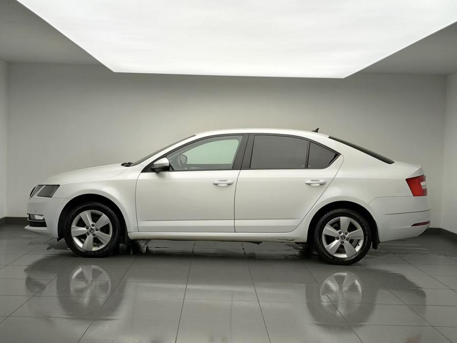 Skoda Octavia III (A7) Рестайлинг Москва  - изображение 2