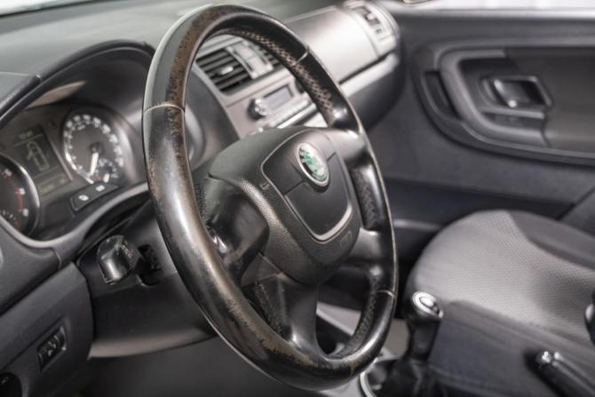 Skoda Fabia II Рестайлинг с пробегом 2011 года, цена 679 000 рублей, 156000 км, универсал, Автокод Объявления