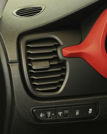 Kia Rio IV Рестайлинг с пробегом 2022 года, цена 1 920 000 рублей, 71952 км, хэтчбек, Автокод Объявления