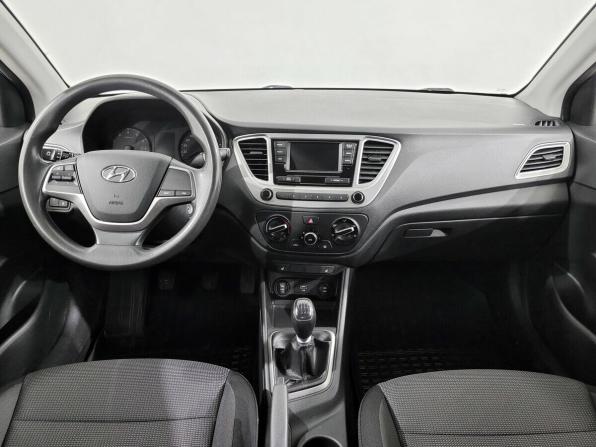 Hyundai Solaris II с пробегом 2019 года, цена 1 295 000 рублей, 95481 км, седан, Автокод Объявления