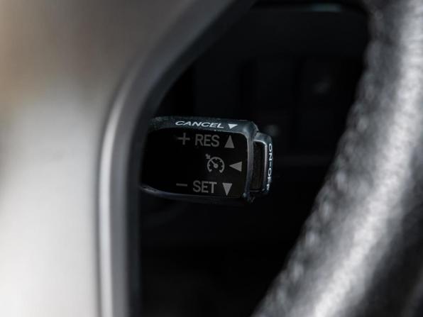 Toyota Land Cruiser Prado 150 Series Рестайлинг 1 с пробегом 2014 года, цена 3 190 000 рублей, 237494 км, внедорожник, Автокод Объявления