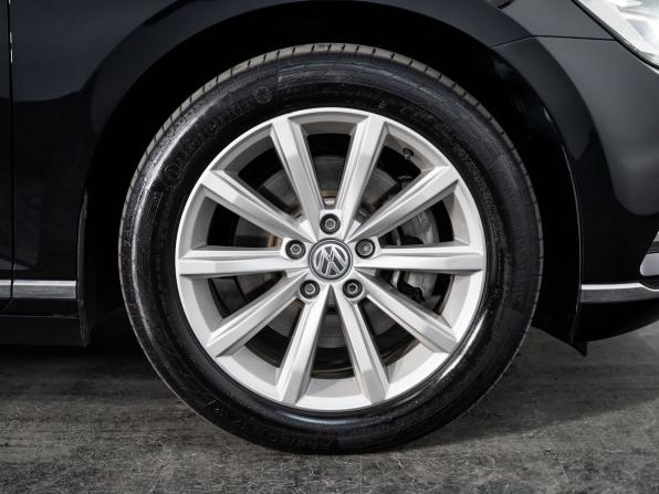 Volkswagen Passat B8 с пробегом 2016 года, цена 1 500 000 рублей, 142500 км, седан, Автокод Объявления