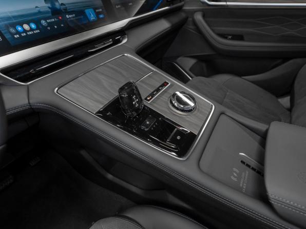 Geely Monjaro I Рестайлинг (China Market) с пробегом 2025 года, цена 4 200 000 рублей, 83 км, внедорожник, Автокод Объявления