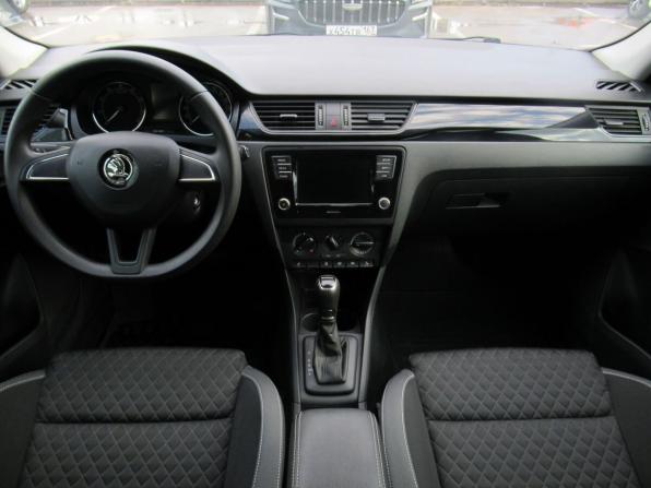 Skoda Rapid I Рестайлинг с пробегом 2018 года, цена 1 470 000 рублей, 81775 км, лифтбек, Автокод Объявления