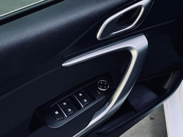Kia Ceed III с пробегом 2018 года, цена 1 800 000 рублей, 130722 км, универсал, Автокод Объявления
