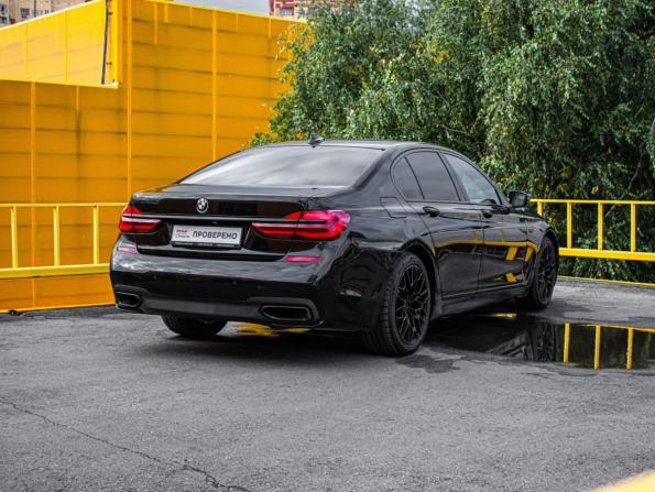BMW 7 серии VI (G11/G12) с пробегом 2016 года, цена 2 449 000 рублей, 209364 км, седан, Автокод Объявления