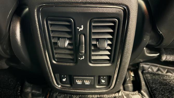 Jeep Grand Cherokee IV (WK2) Рестайлинг с пробегом 2021 года, цена 4 200 000 рублей, 103671 км, внедорожник, Автокод Объявления