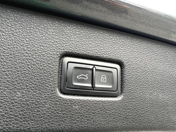 Audi Q7 II (4M) с пробегом 2015 года, цена 3 620 000 рублей, 190618 км, внедорожник, Автокод Объявления