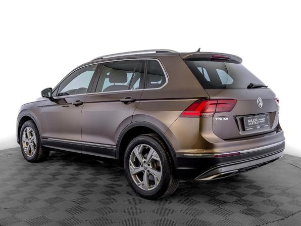 Volkswagen Tiguan II с пробегом 2019 года, цена 2 720 000 рублей, 138492 км, внедорожник, Автокод Объявления