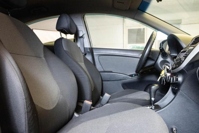 Hyundai Solaris I с пробегом 2012 года, цена 829 000 рублей, 212052 км, седан, Автокод Объявления