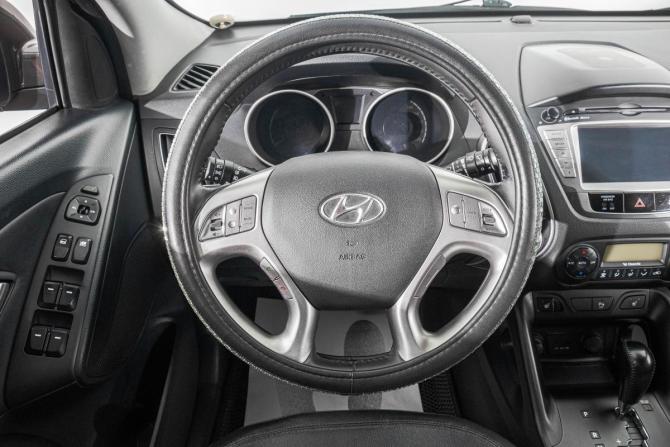 Hyundai ix35 I Рестайлинг с пробегом 2013 года, цена 1 649 000 рублей, 132000 км, внедорожник, Автокод Объявления