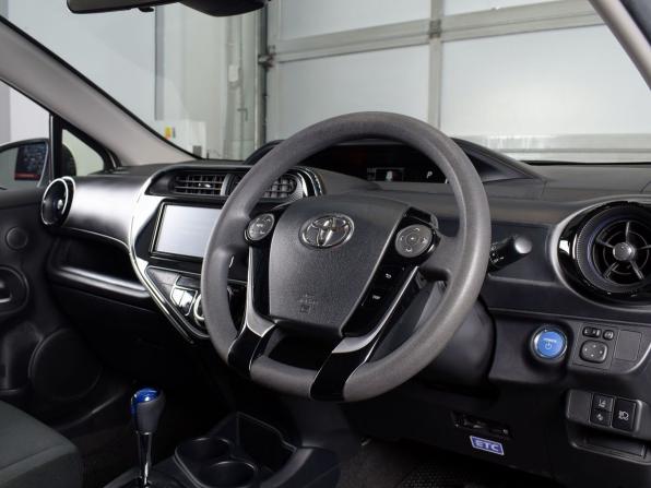 Toyota Aqua I Рестайлинг 2 с пробегом 2019 года, цена 1 264 995 рублей, 87983 км, хэтчбек, Автокод Объявления