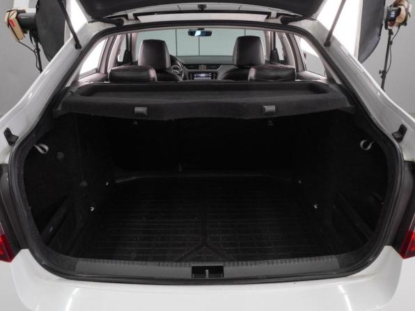 Skoda Octavia III (A7) Рестайлинг с пробегом 2017 года, цена 2 120 000 рублей, 114497 км, лифтбек, Автокод Объявления