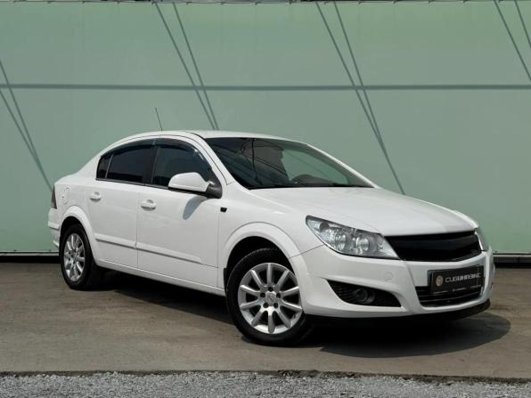 Opel Astra H Рестайлинг с пробегом 2013 года, цена 549 000 рублей, 287000 км, седан, Автокод Объявления