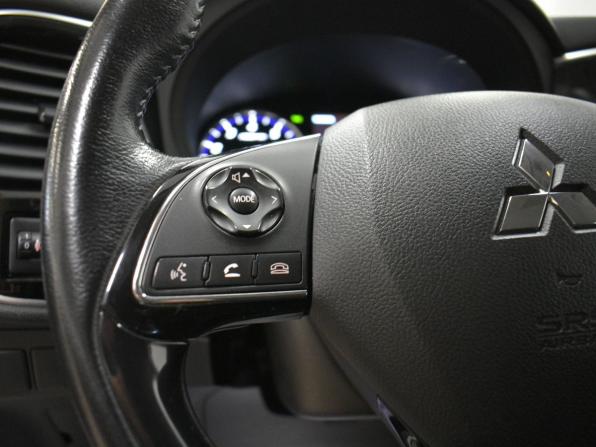 Mitsubishi Outlander III Рестайлинг 3 с пробегом 2019 года, цена 2 399 000 рублей, 66872 км, внедорожник, Автокод Объявления