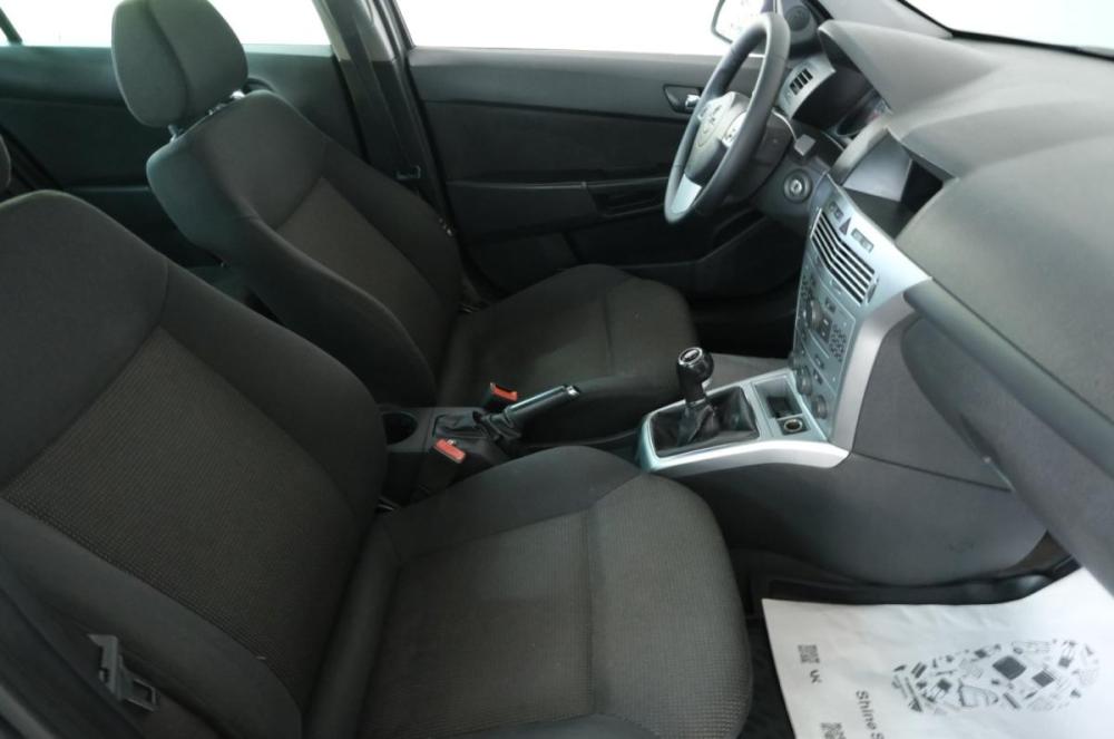 Opel Astra H Рестайлинг Омск  - изображение 19