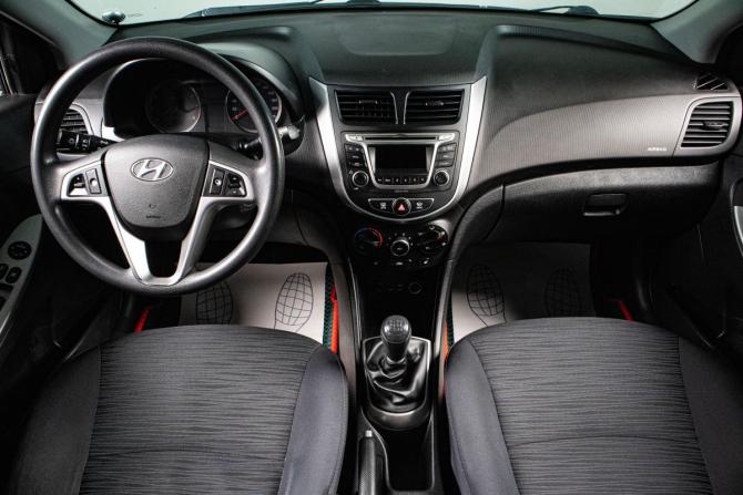 Hyundai Solaris I Рестайлинг с пробегом 2016 года, цена 899 000 рублей, 157600 км, седан, Автокод Объявления
