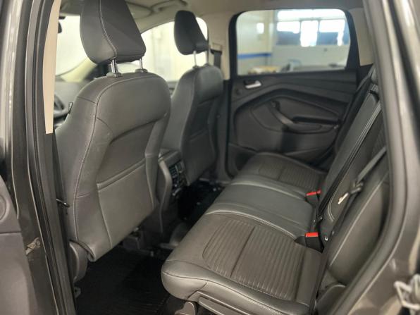 Ford Kuga II Рестайлинг с пробегом 2019 года, цена 1 100 000 рублей, 253000 км, внедорожник, Автокод Объявления