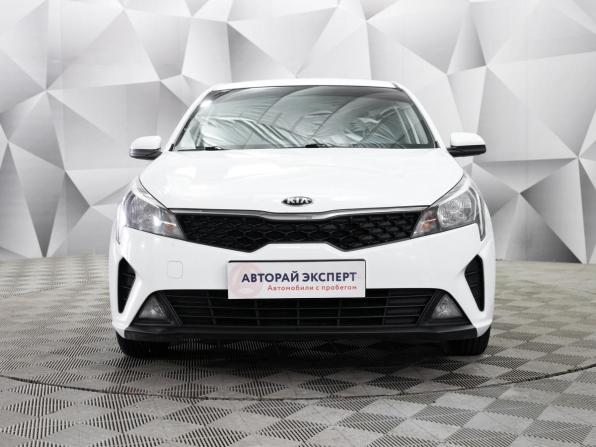 Kia Rio IV Рестайлинг с пробегом 2020 года, цена 1 484 000 рублей, 116780 км, седан, Автокод Объявления