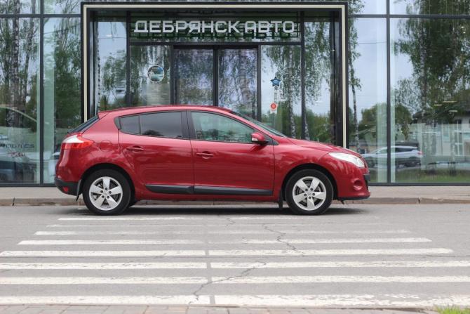 Renault Megane III с пробегом 2010 года, цена 750 000 рублей, 173238 км, хэтчбек, Автокод Объявления
