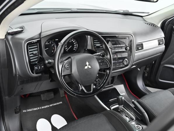Mitsubishi Outlander III Рестайлинг 3 с пробегом 2018 года, цена 1 549 000 рублей, 148000 км, внедорожник, Автокод Объявления
