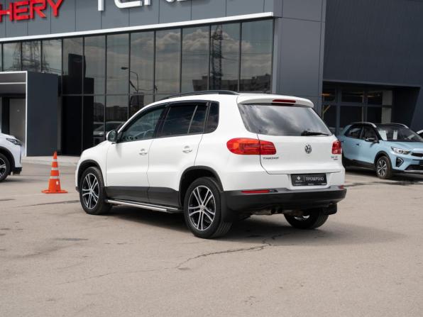 Volkswagen Tiguan I Рестайлинг с пробегом 2012 года, цена 1 350 000 рублей, 207823 км, внедорожник, Автокод Объявления