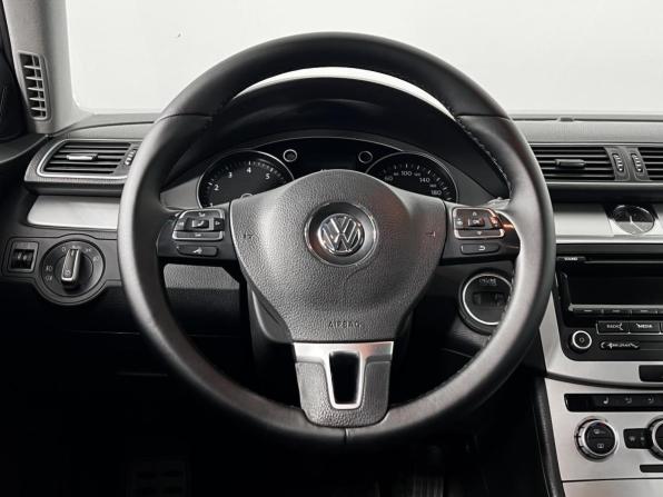 Volkswagen Passat B7 с пробегом 2012 года, цена 875 000 рублей, 212405 км, седан, Автокод Объявления