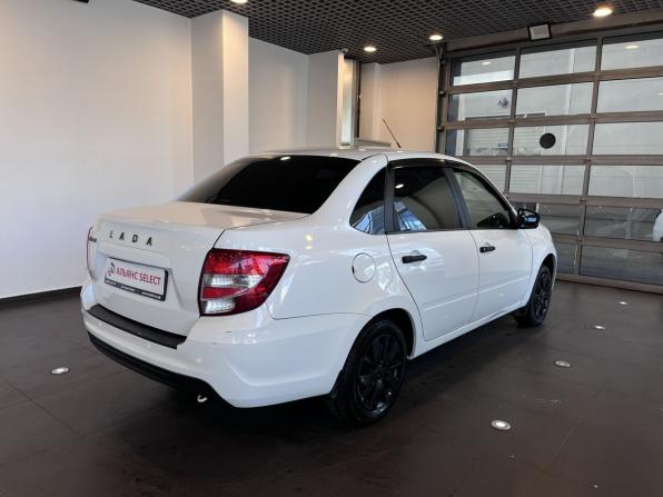 Lada (ВАЗ) Granta I Рестайлинг с пробегом 2021 года, цена 590 000 рублей, 215439 км, седан, Автокод Объявления