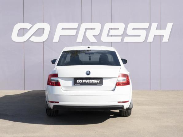 Skoda Octavia III (A7) Рестайлинг с пробегом 2018 года, цена 1 329 000 рублей, 201981 км, лифтбек, Автокод Объявления