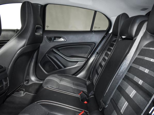 Mercedes-Benz GLA I (X156) Рестайлинг с пробегом 2018 года, цена 2 300 000 рублей, 83426 км, внедорожник, Автокод Объявления