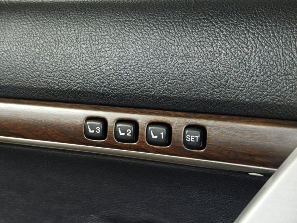 Toyota Land Cruiser 200 Series Рестайлинг 2 с пробегом 2015 года, цена 4 550 000 рублей, 279129 км, внедорожник, Автокод Объявления